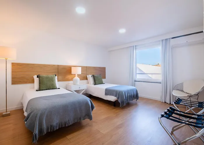 Flats - Host & Chill * Ponta Delgada