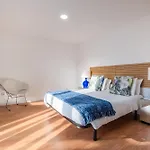 Flats - Host & Chill