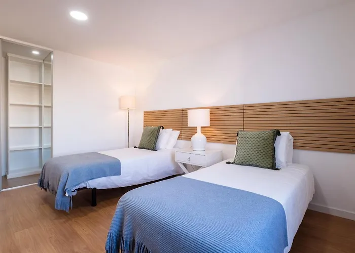 Flats - Host & Chill * Ponta Delgada